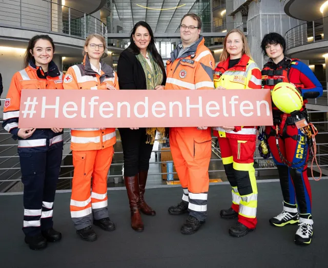 #HelfendenHelfen